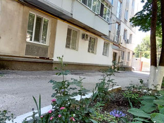 Apartament cu 3 camere, 56 m², Centru, Bălți