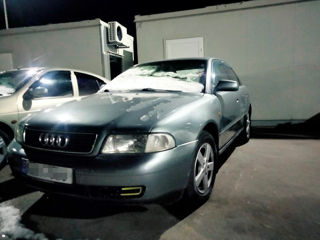 Audi A4 foto 2