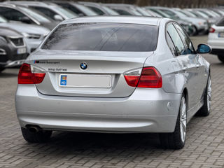 BMW 3 Series foto 5