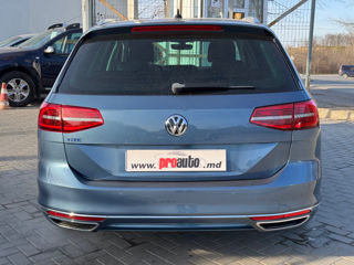 Volkswagen Passat foto 6