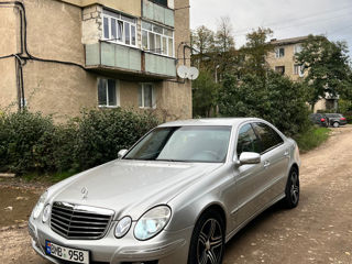 Mercedes E-Class foto 3