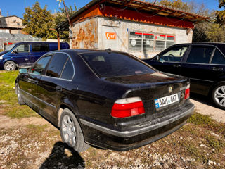 BMW 5 Series foto 5