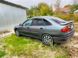 Renault Laguna foto 4