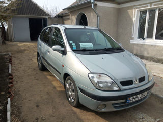 Renault Scenic foto 2