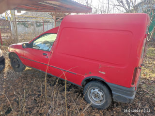 Ford Courier foto 7