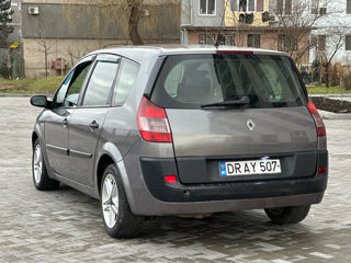 Renault Grand Scenic foto 4