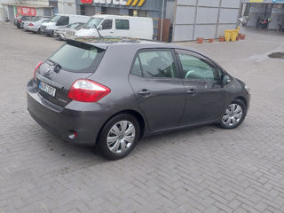 Toyota Auris foto 2