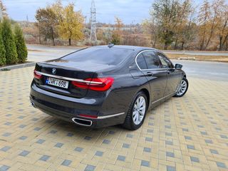 BMW 7 Series foto 4