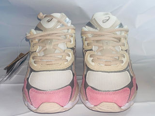 Кроссовки Asics фото 2
