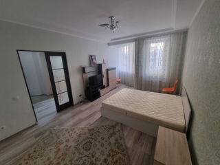 Apartament cu 1 cameră, 50 m², Centru, Chișinău foto 1