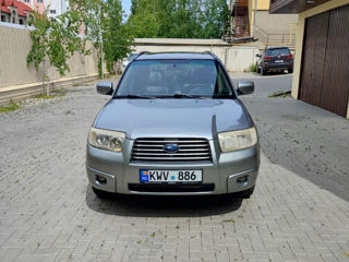 Subaru Forester foto 2