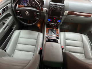 Volkswagen Touareg foto 6