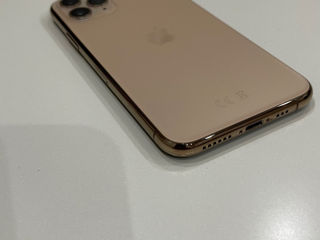 Vind Iphone 11pro gold foto 7