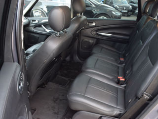 Ford S-Max foto 8