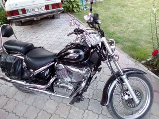 Suzuki Intruder foto 2