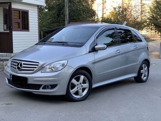 Mercedes B Class foto 3