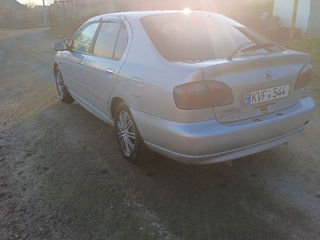 Nissan Primera foto 3