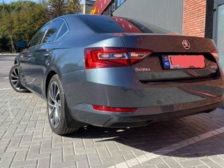 Skoda Superb foto 10