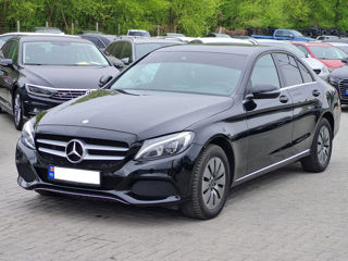 Mercedes C-Class foto 1