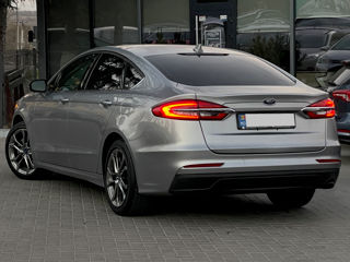 Ford Fusion foto 5