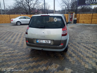 Renault Grand Scenic foto 4