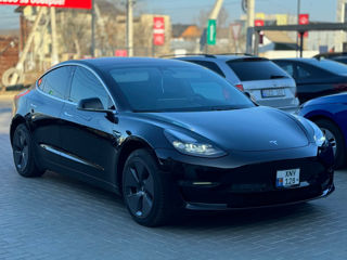 Tesla Model 3 foto 3