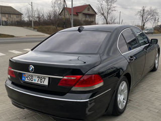 BMW 7 Series foto 7