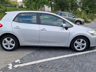 Toyota Auris фото 4