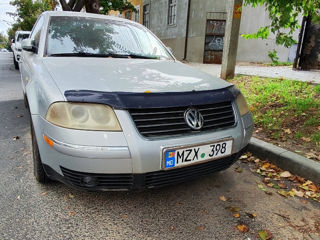 Volkswagen Passat foto 2