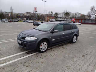 Renault Megane foto 2