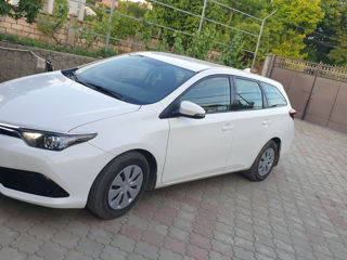 Toyota Auris foto 3