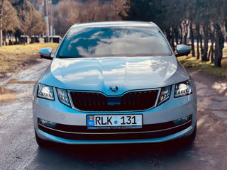 Skoda Octavia foto 1