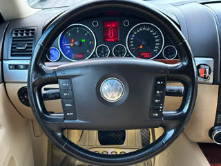 Volkswagen Touareg foto 11