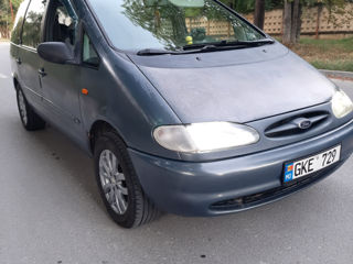 Ford Galaxy foto 6