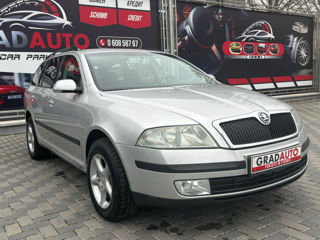 Skoda Octavia foto 2