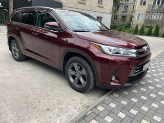 Toyota Highlander foto 1