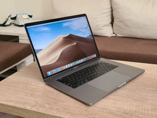 Macbook Pro 15 2018 (i9 8x 4.00Ghz, 16Gb, 256Gb, Radeon Pro 555 4Gb) foto 2