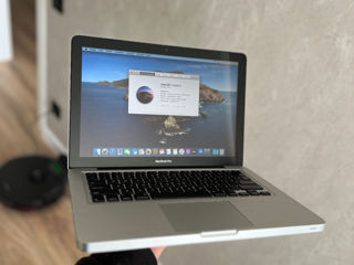 Apple Macbook PRO 13 core i7 год 2012