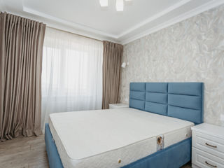 Apartament cu 2 camere, 85 m², Centru, Chișinău foto 1