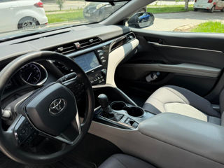 Toyota Camry фото 6