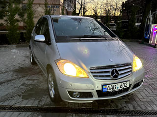 Mercedes A-Class foto 8