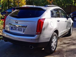 Cadillac SRX foto 4