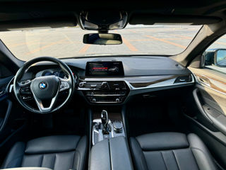 BMW 5 Series foto 9