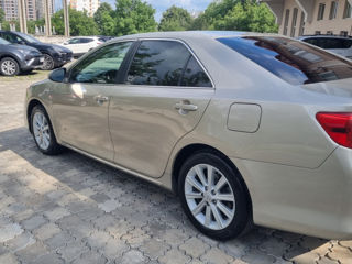 Toyota Camry foto 2