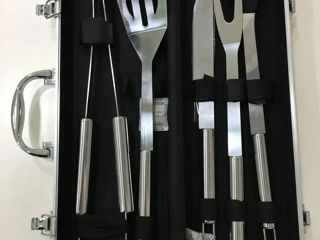 Set Gratar din 5 piese inox în lădiță!! foto 8