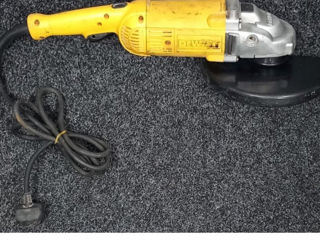 DeWalt DGR213