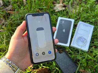 IPhone 11 64 gb 3500 lei foto 3