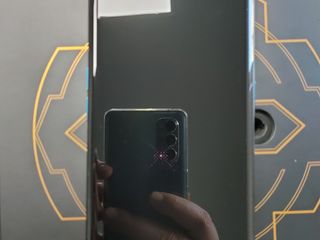 OPPO Find X2 League of Legends Limited Edition foto 1