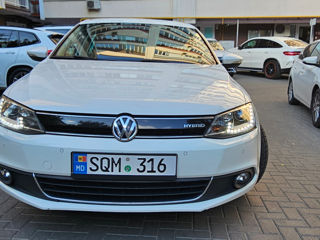 Volkswagen Jetta foto 1