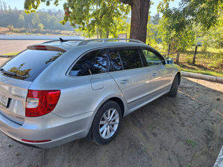 Skoda Superb foto 3